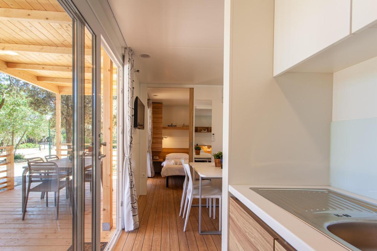Mobile Homes Lopari Nerezine Bagian luar foto