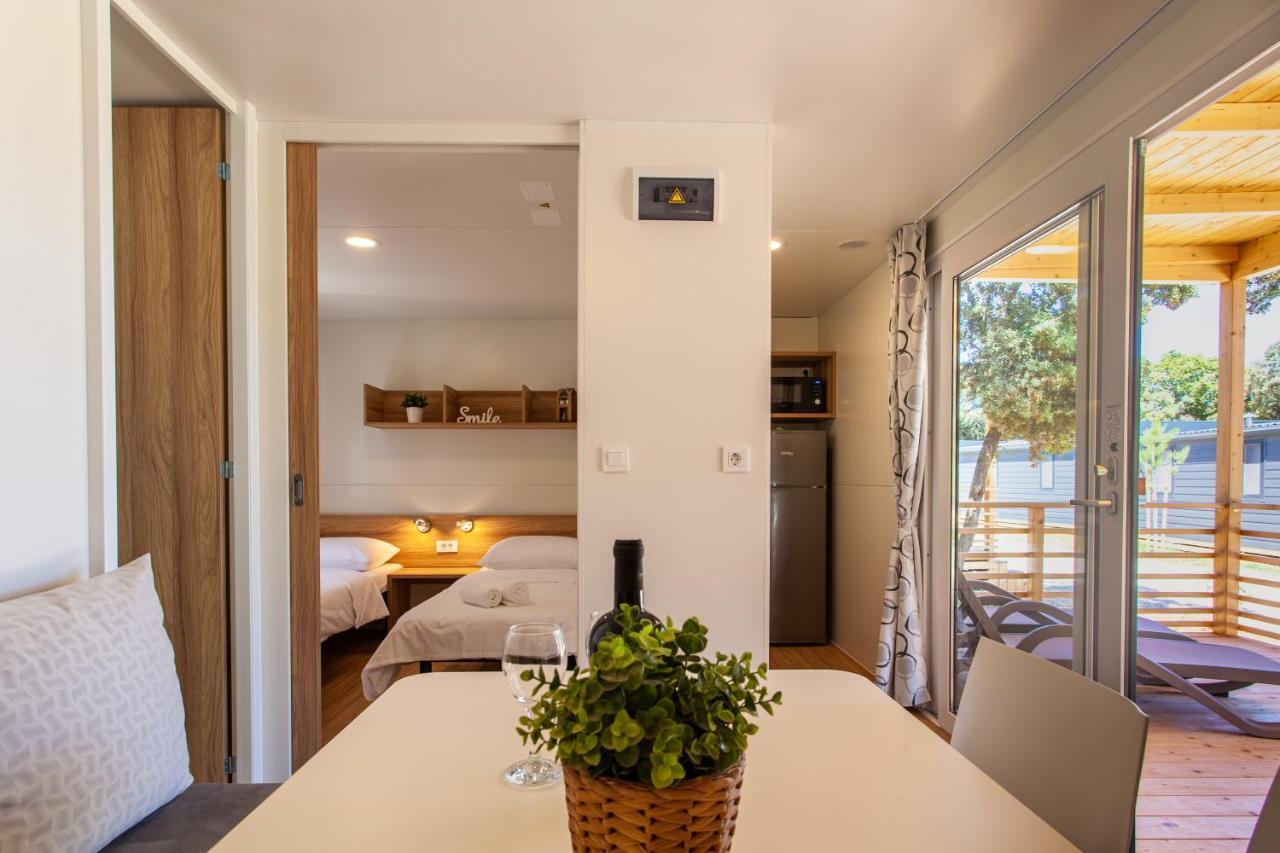 Mobile Homes Lopari Nerezine Bagian luar foto