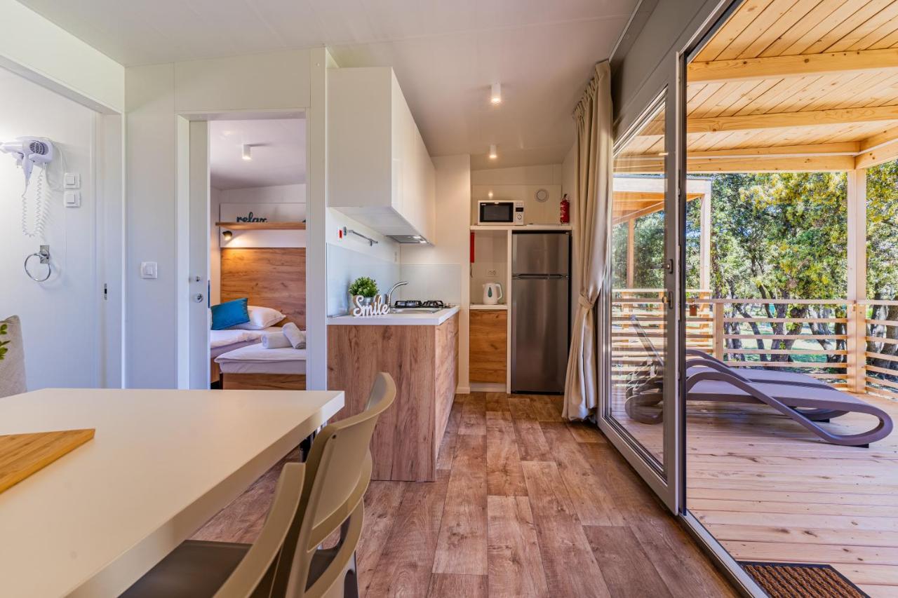 Mobile Homes Lopari Nerezine Bagian luar foto